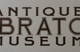 antique_vibrator_museum_sign