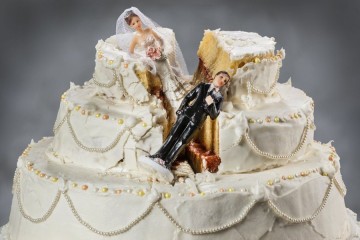 unistene_svadbene_torte_naslovna